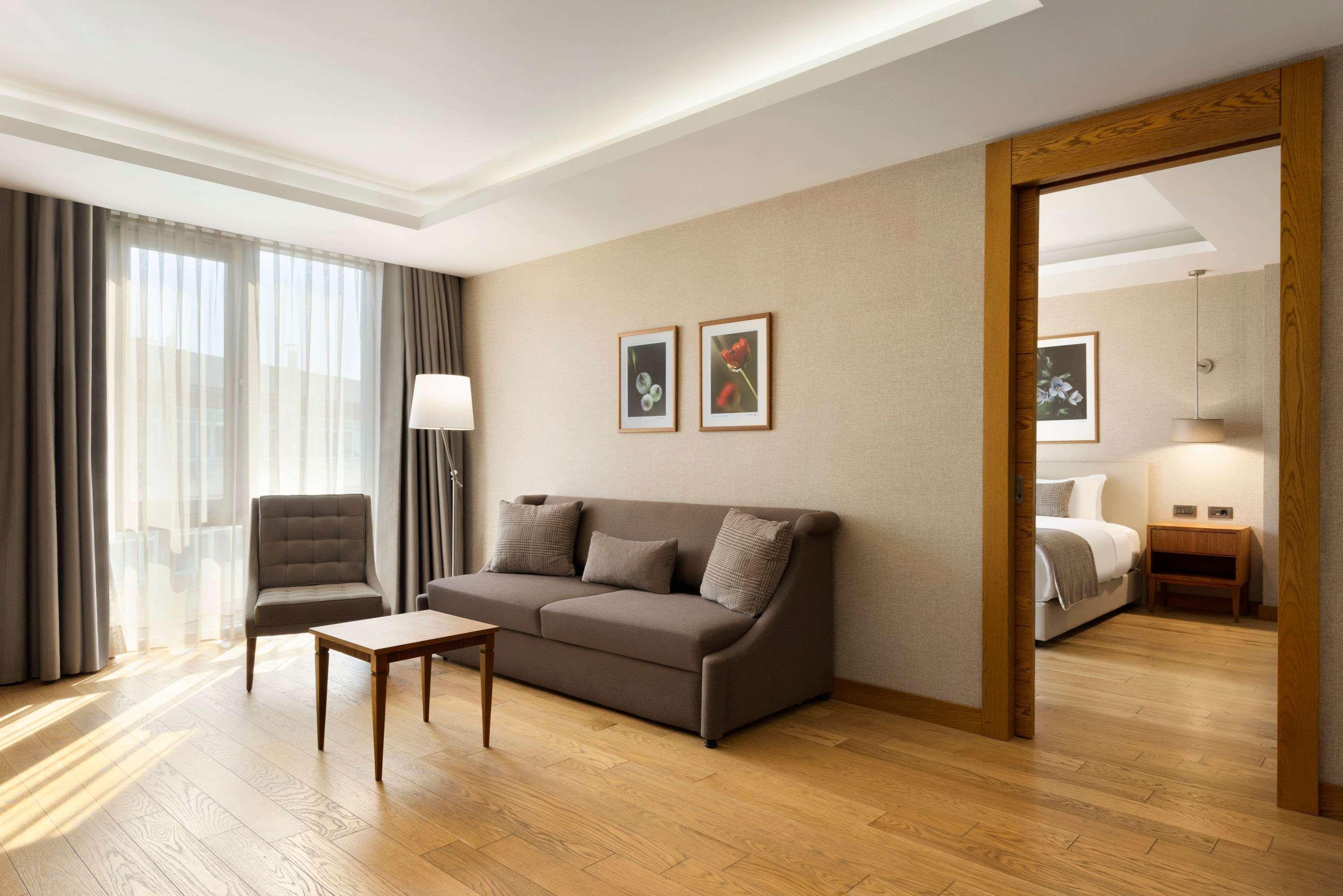 Ramada Hotel & Suites Adana Eksteriør bilde