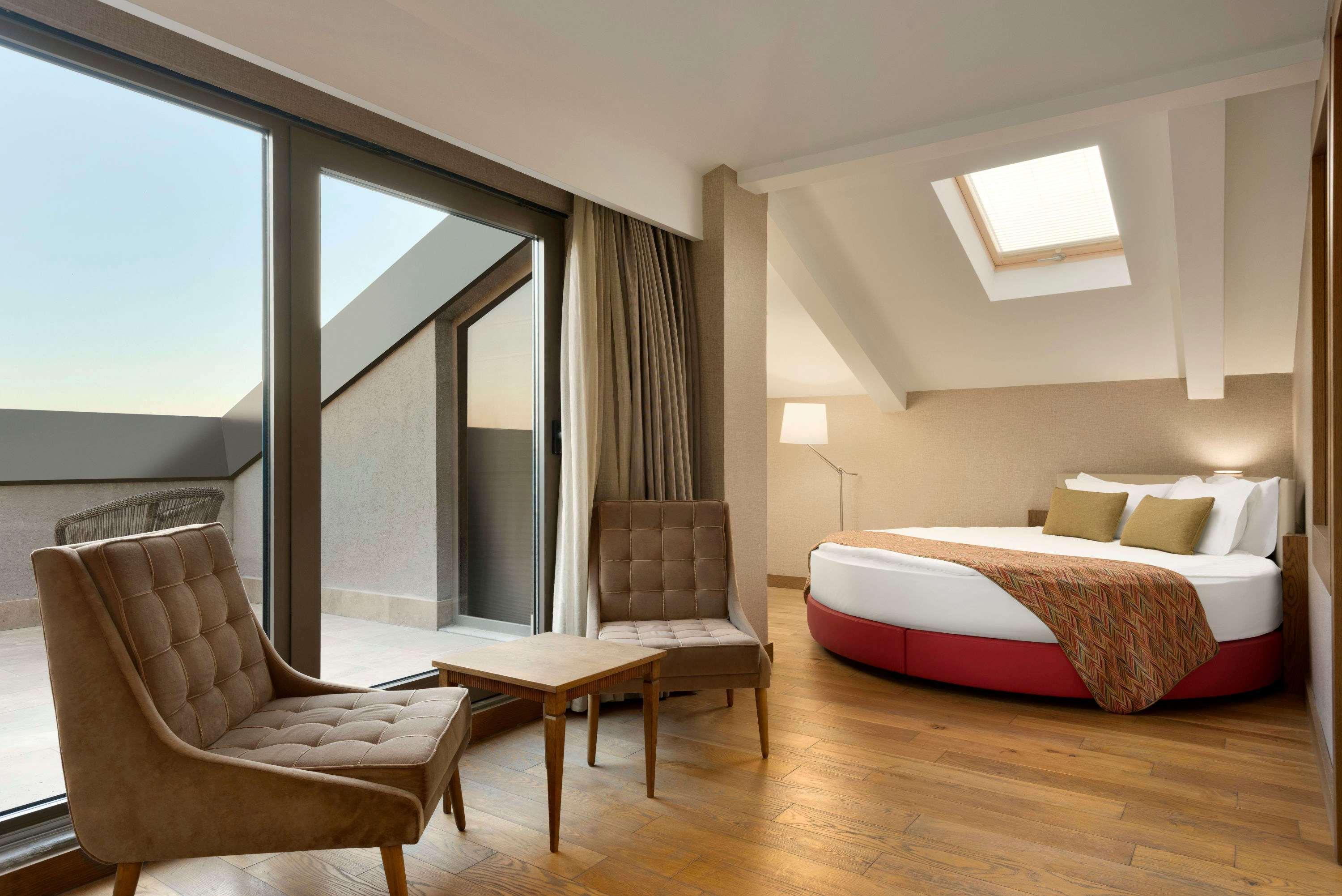 Ramada Hotel & Suites Adana Eksteriør bilde