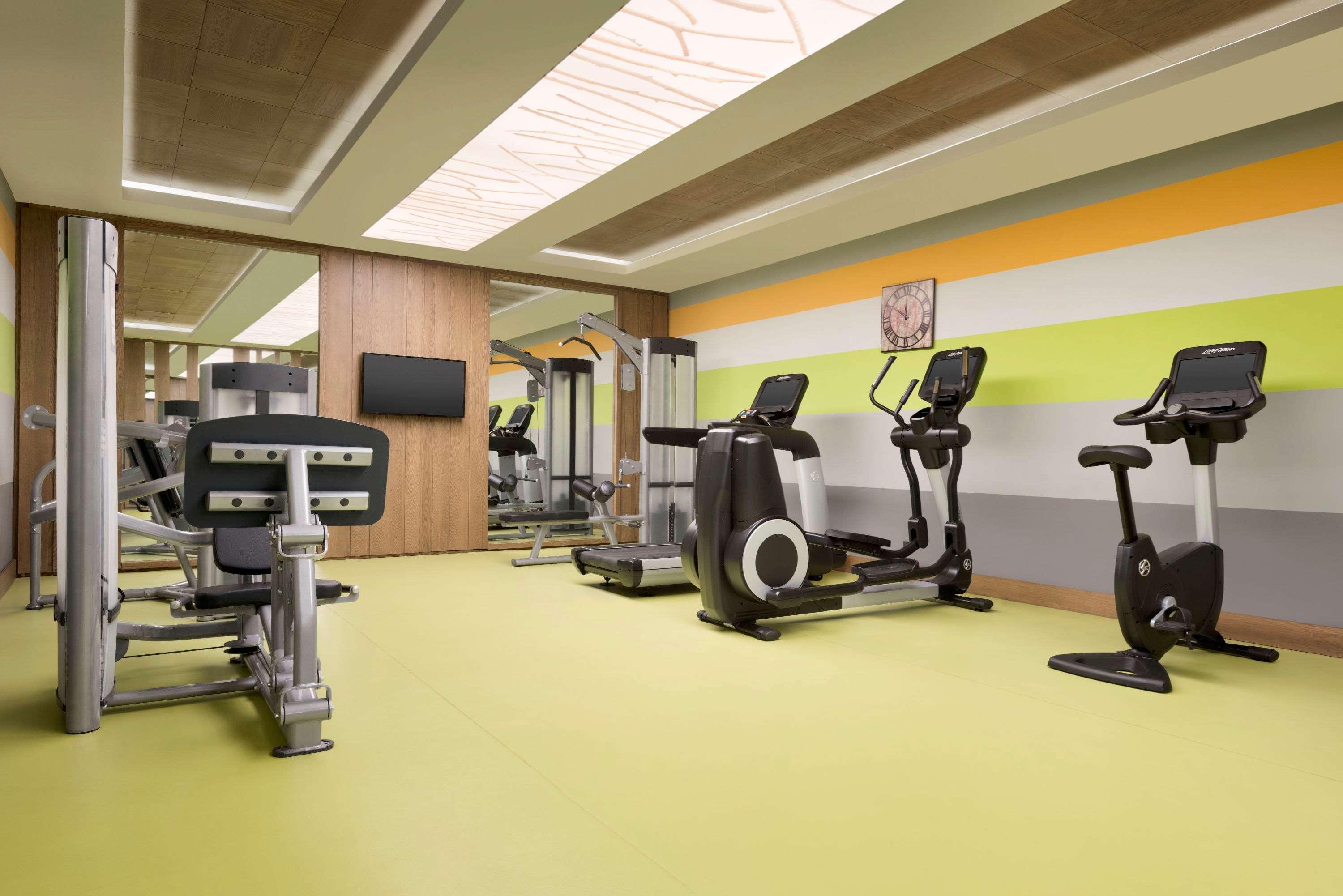 Ramada Hotel & Suites Adana Eksteriør bilde