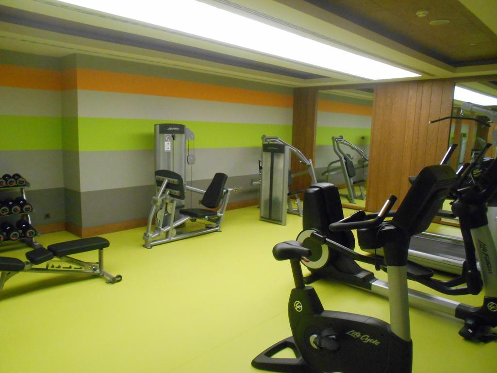 Ramada Hotel & Suites Adana Eksteriør bilde