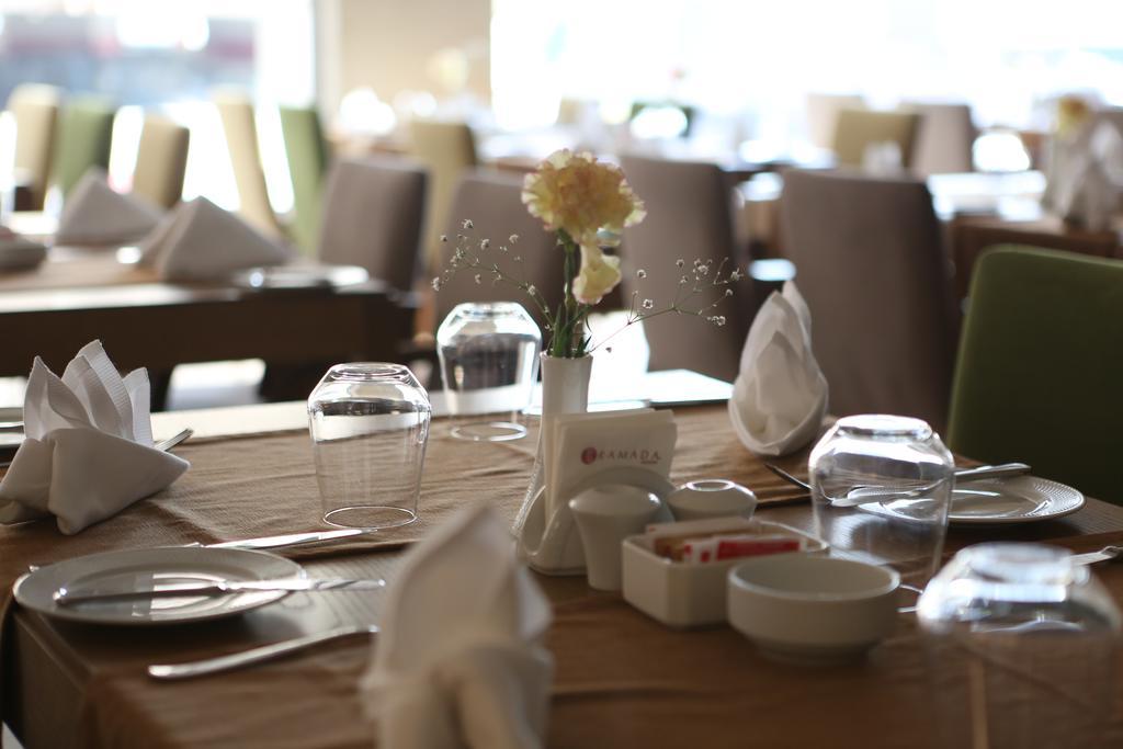 Ramada Hotel & Suites Adana Eksteriør bilde