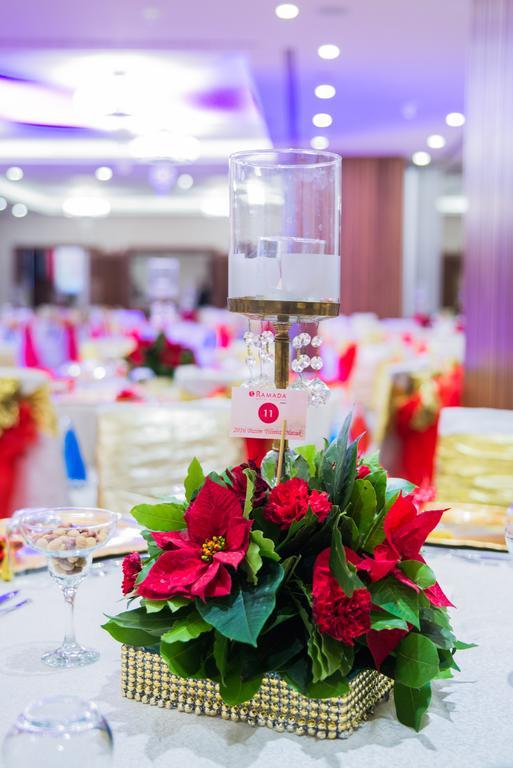 Ramada Hotel & Suites Adana Eksteriør bilde