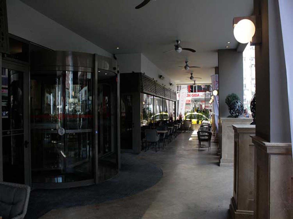 Ramada Hotel & Suites Adana Eksteriør bilde